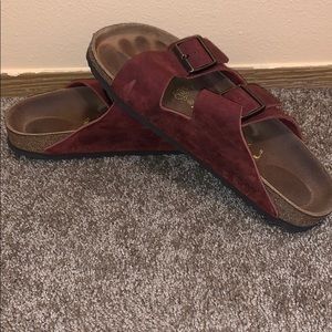 Birkenstock Oiled Red leather Arizona sandals